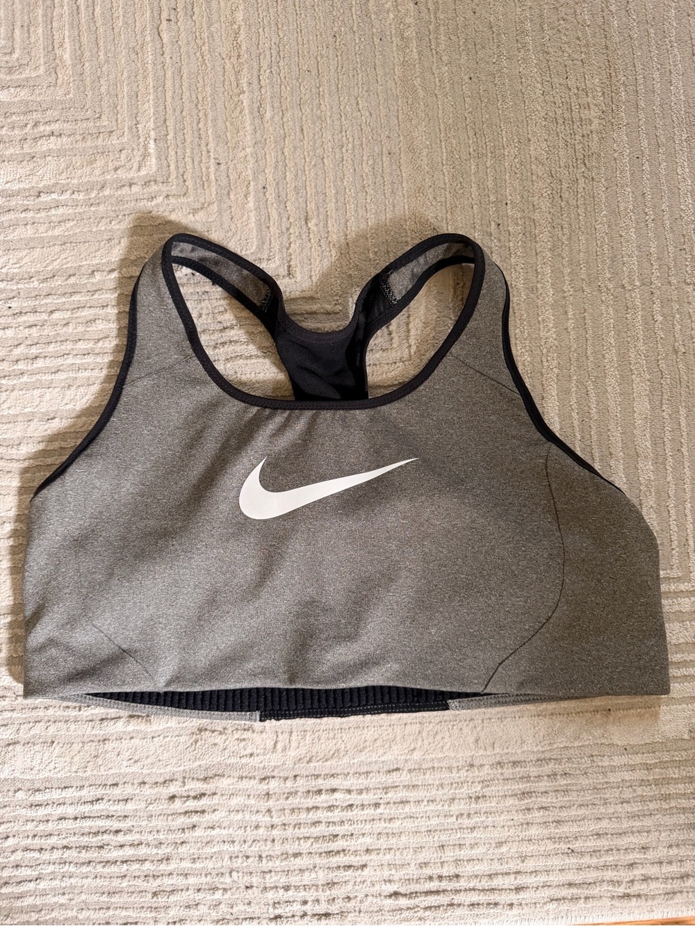 Nike Swoosh Dri Fit Women’s Sports Bra XL